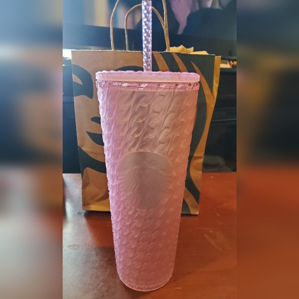 Starbucks 2024 Light Pink Chain Link Soft Touch Tumbler